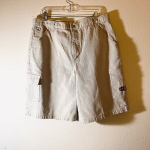 B.U.M. EQUIPMENT MENS H/D COTTON CARGO SHORTS SZ 36 BEIGE FLAT FRONT